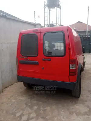 🚐 2000 Ford Transit Reliable Van | Available in Ibadan - Well-Maintained & Spacious - Image 5