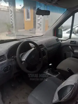 🚐 2000 Ford Transit Reliable Van | Available in Ibadan - Well-Maintained & Spacious - Image 3