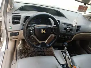 🚗 2012 Honda Civic Reliable Sedan | Available in Surulere - Low Mileage & Family-Friendly - Image 3