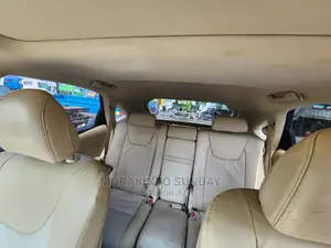 🚙 2011 Lexus RX 450h Hybrid SUV | Available in Oyo - Low Mileage & Well-Maintained - Image 3