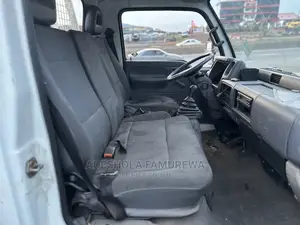 🚚 Nissan Versatile Cabstar Truck | Available in Ojodu - Great Condition & Warranty - Image 3