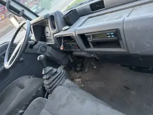 🚚 Nissan Versatile Cabstar Truck | Available in Ojodu - Great Condition & Warranty - Image 5