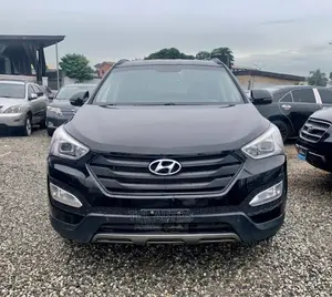 🚙 2014 Hyundai Santa Fe | Spacious SUV in Lagos - Low Mileage & Well-Maintained