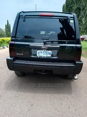 🚙 Jeep Commander Limited 2010 | Available in Edo, Ekpoma - Spacious Family SUV - Image 3
