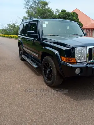 🚙 Jeep Commander Limited 2010 | Available in Edo, Ekpoma - Spacious Family SUV - Image 4