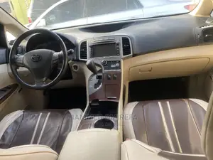 🚗 2012 Toyota Venza AWD | Spacious Family SUV in Agege - Low Mileage, Great Features - Image 5
