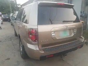 🚙 2007 Honda Pilot EX-L 4x4 | Spacious Family SUV in Ikeja - Low Mileage - Image 3