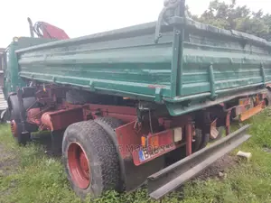 🚛 Mercedes Benz 1617 Heavy-Duty Truck | Available in Apapa - 4-Wheel Drive, Reliable Performance - Image 5