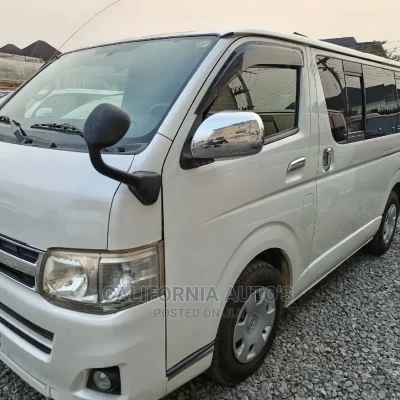 🚐 2010 Toyota HiAce Versatile Van | Available in Lekki - Low Mileage & Ready