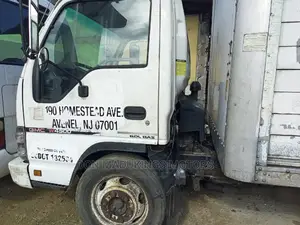 🚚 GMC Dependable Delivery Truck | Available in Lagos - Well-Maintained & Spacious - Image 3