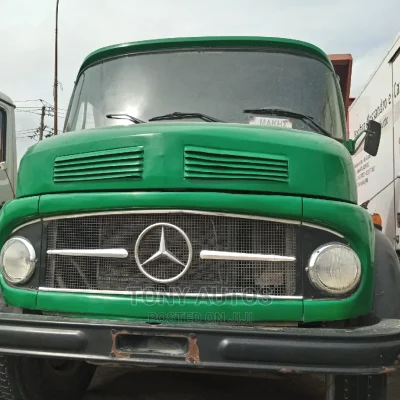 🚛 Mercedes-Benz Heavy-Duty Dump Truck | Available in Lagos - Well-Maintained & Spacious