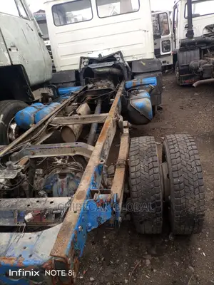 🚚 Mercedes Benz 814 Reliable Truck | Available in Apapa - Well-Maintained & Versatile - Image 4