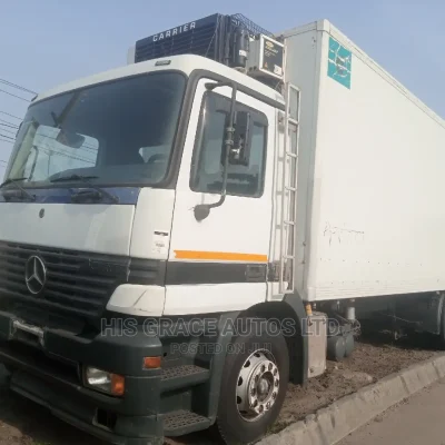 🚛 Mercedes Benz Actros 2535 Heavy-Duty Truck | Available in Lagos - Well-Maintained & Spacious