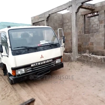 🚛 Mitsubishi Canter 1998 Dump Truck | Available in Ojodu - Well-Maintained & Powerful