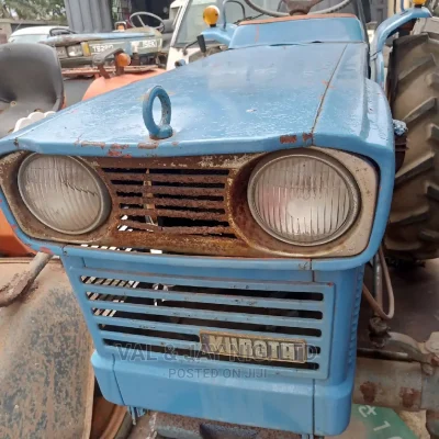 🚜 Kubota L2200 Compact Tractor | Available in Benin City - Well-Maintained & Efficient