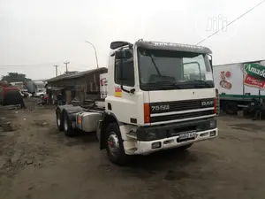 🚚 DAF CF 10 Tires for Sale | Located in Apapa - Durable and Well-Maintained - Image 6