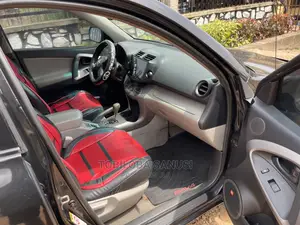 🚙 2007 Toyota RAV4 Limited V6 4x4 | Family-Friendly in Oyo - Low Mileage & Comfortable - Image 4