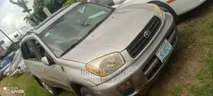 🚙 2005 Toyota RAV4 Reliable SUV | Available in Umuahia - Low Mileage & Well-Maintained - Image 5