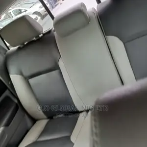 🚙 2008 Toyota Tacoma 4x4 Double Cab | Available in Port Harcourt - Low Mileage & Well-Maintained - Image 3