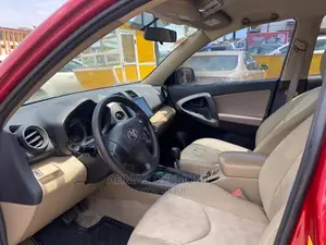 🚙 2011 Toyota RAV4 Family SUV | Low Mileage in Ifako-Ijaiye - Well-Maintained & Spacious - Image 5