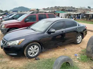 🚗 2008 Honda Accord Reliable Sedan | Available in Abuja - Low Mileage & Warranty - Image 3