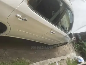 🚗 2006 Lexus ES 300 Sedan | Available in Warri - Low Mileage & Reliable - Image 3