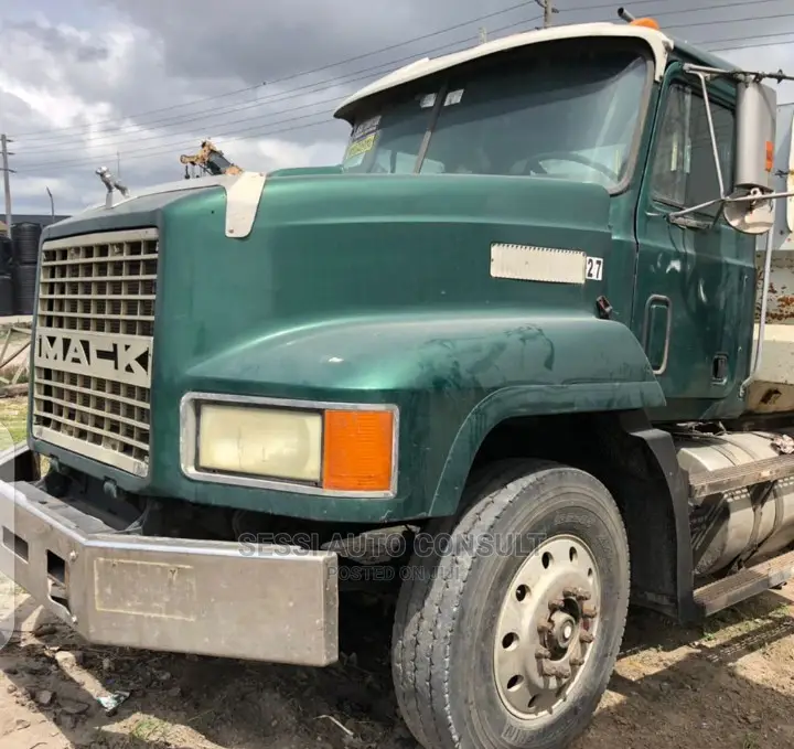 ๐ Mack Heavy-Duty Dump Truck | Available in Lagos - Low Mileage & Reliable