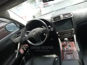 🚗 2018 Lexus IS 350 AWD | Available in Ikeja - Low Mileage & Luxurious - Image 4