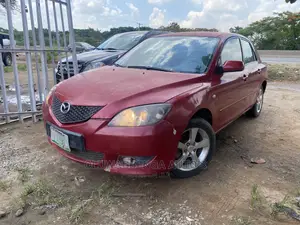 🚗 2005 Mazda 3 Manual | Reliable Daily Driver in Magodo - Great Fuel Economy - Image 3