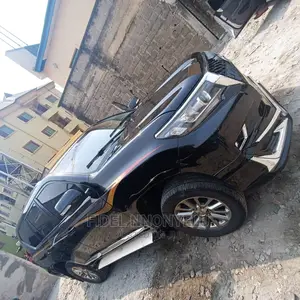 🚙 Toyota Land Cruiser Prado 2021 | Spacious SUV in Lagos - Low Mileage & Family-Friendly - Image 4