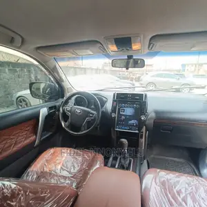 🚙 Toyota Land Cruiser Prado 2021 | Spacious SUV in Lagos - Low Mileage & Family-Friendly - Image 5