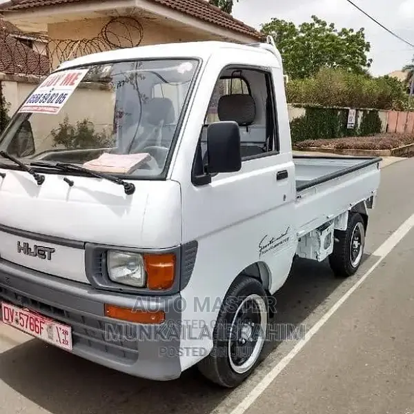 🚚 Daihatsu Reliable Mini Truck | Available in Lagos - Low Mileage & Spacious