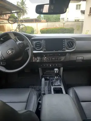 🚙 2021 Toyota Tacoma SR 4x4 | Available in Amuwo-Odofin - Low Mileage, Reliable Performance - Image 3