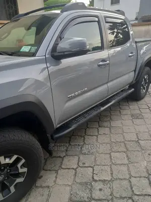 🚙 2021 Toyota Tacoma SR 4x4 | Available in Amuwo-Odofin - Low Mileage, Reliable Performance - Image 5