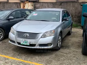 🚗 2010 Toyota Avalon XL | Spacious Family Car in Lagos - Low Mileage & Reliable