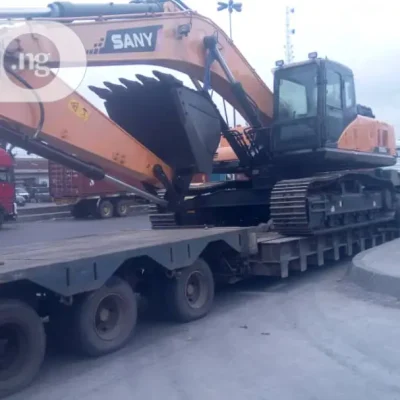 🚜 Sany Powerful Excavator for Sale | Visit in Lagos - Excellent Condition