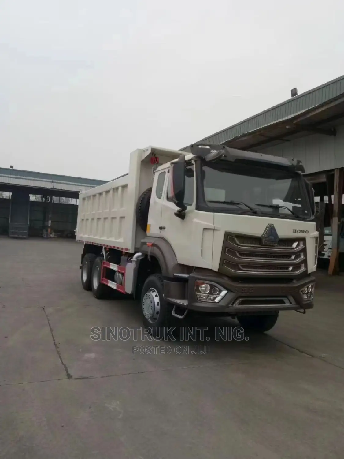 ๐ Sinotruk Howo Powerful Truck for Sale in Lagos - Spacious Cabin & Reliable