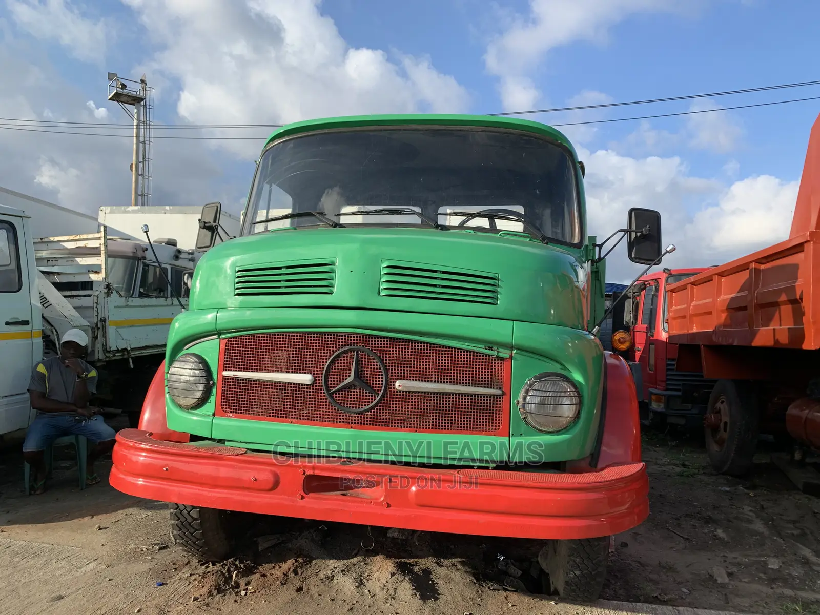 🚚 Mercedes-Benz Heavy-Duty Tipper Truck | Available in Apapa - Well-Maintained & Powerful