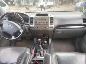๐ 2004 Lexus GX 470 Spacious SUV | Available in Gwarinpa - Low Mileage, Family-Friendly - Image 4
