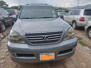 ๐ 2004 Lexus GX 470 Spacious SUV | Available in Gwarinpa - Low Mileage, Family-Friendly - Image 3