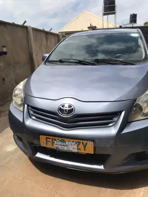 🚗 2010 Toyota Corolla Compact Sedan | Available in Oyo - Low Mileage & Reliable - Image 4