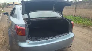 🚗 2009 Lexus IS 250 Sedan | Available in Ondo - All-Wheel Drive & Well-Maintained - Image 3