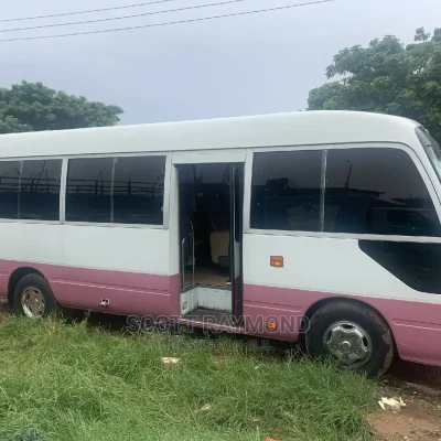 🚐 2017 Toyota Coaster Spacious Van | Available in Lagos - Well-Maintained & Comfortable