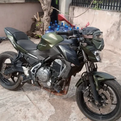 🏍️ 2018 Kawasaki Z650 Lightweight Motorcycle | Available in Akure - Low Mileage & Well-Maintained