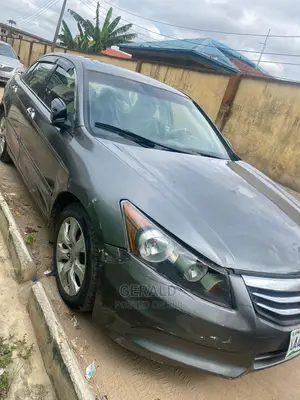 🚗 2009 Honda Accord EX V6 | Available in Ikeja - Reliable Family Sedan with Leather Seats - Image 3