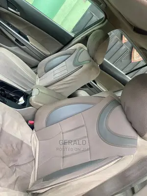🚗 2009 Honda Accord EX V6 | Available in Ikeja - Reliable Family Sedan with Leather Seats - Image 5
