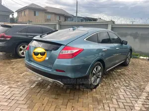 🚙 2014 Honda Crosstour Spacious Crossover | Available in Abeokuta South - Low Mileage & AWD - Image 3