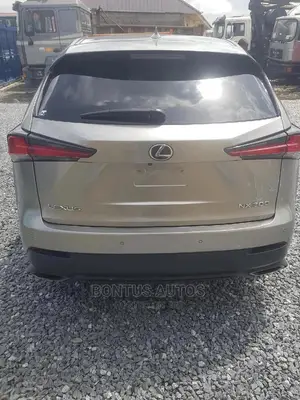 ๐ 2017 Lexus NX 300 AWD | Available in Isolo - Luxury Features & Low Mileage - Image 5
