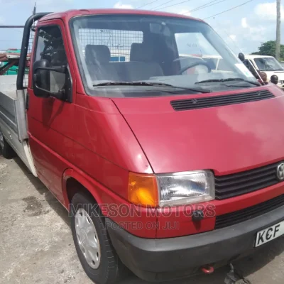 🚚 Volkswagen T4 Versatile Food Truck | Available in Apapa - Well-Maintained & Efficient