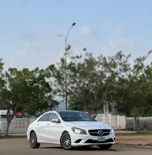 🚗 2015 Mercedes-Benz CLA-Class | Available in Abuja - Low Mileage, Excellent Condition - Image 3